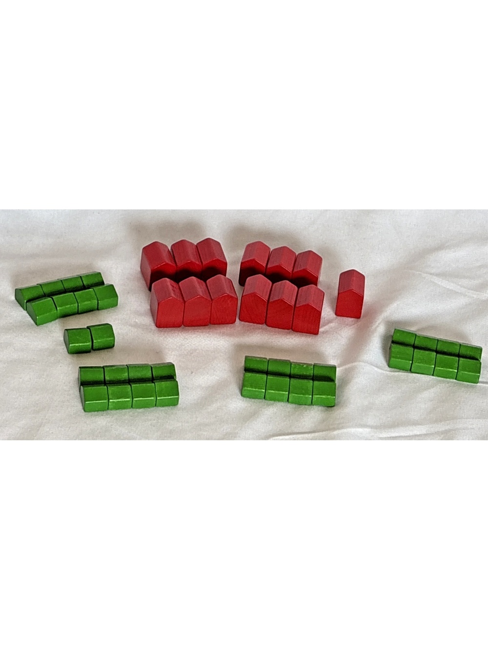 Monopoly Deluxe Anniversary Edition 1984 Wooden 13 Hotels and 34 Houses Pieces